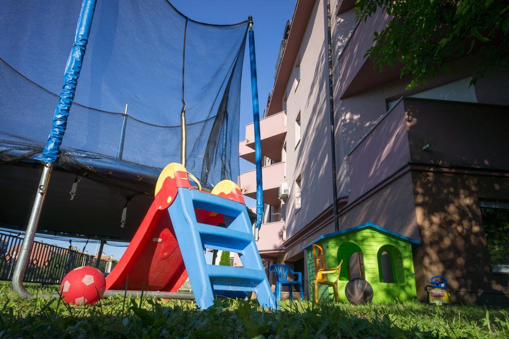 Blue Lake Apartment Zagreb Exterior photo